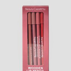 Beauty creations Red lip liner set