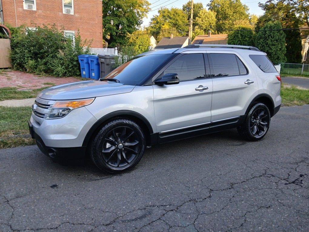2011 Ford Explorer