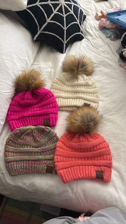 C.C Beanies set