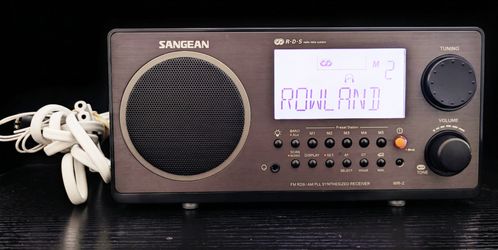 Sangean WR-2 radio, excellent sound