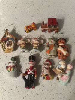 Christmas Decorations All For $10