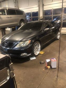 2007 Lexus LS 460