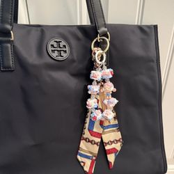 Skullpanda Pop Bean Phone Charm
