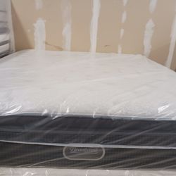 Pillow Top King Size 15"thick Beautyrest 
