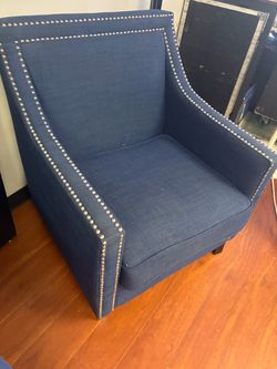 Accent chair