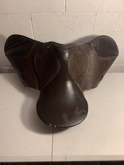 16” Kincade English Style Close Contact Horse Saddle