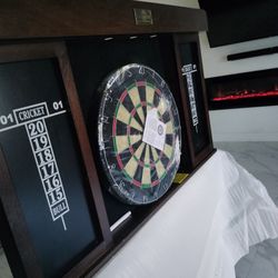 Gorgeous Elegant Dart Board With LED Lights 