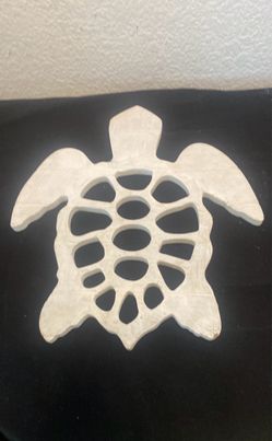 . White glazed sea turtle and fish decoration. Open to offers.