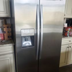 Whirlpool Stainless Steel Refrigerator 