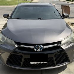 2016 Toyota Camry Hybrid