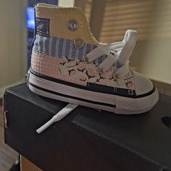 Converse Hi Top Size 3