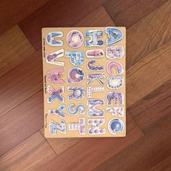 Wooden Puzzles And Large Floor Puzzles