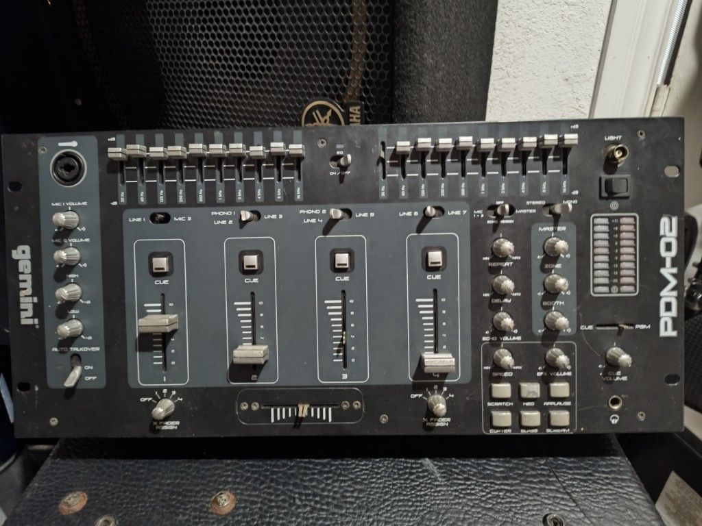 Gemini POM-02 4 Channel Mixer With 10 Band EQ