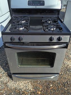 Natural gas stove