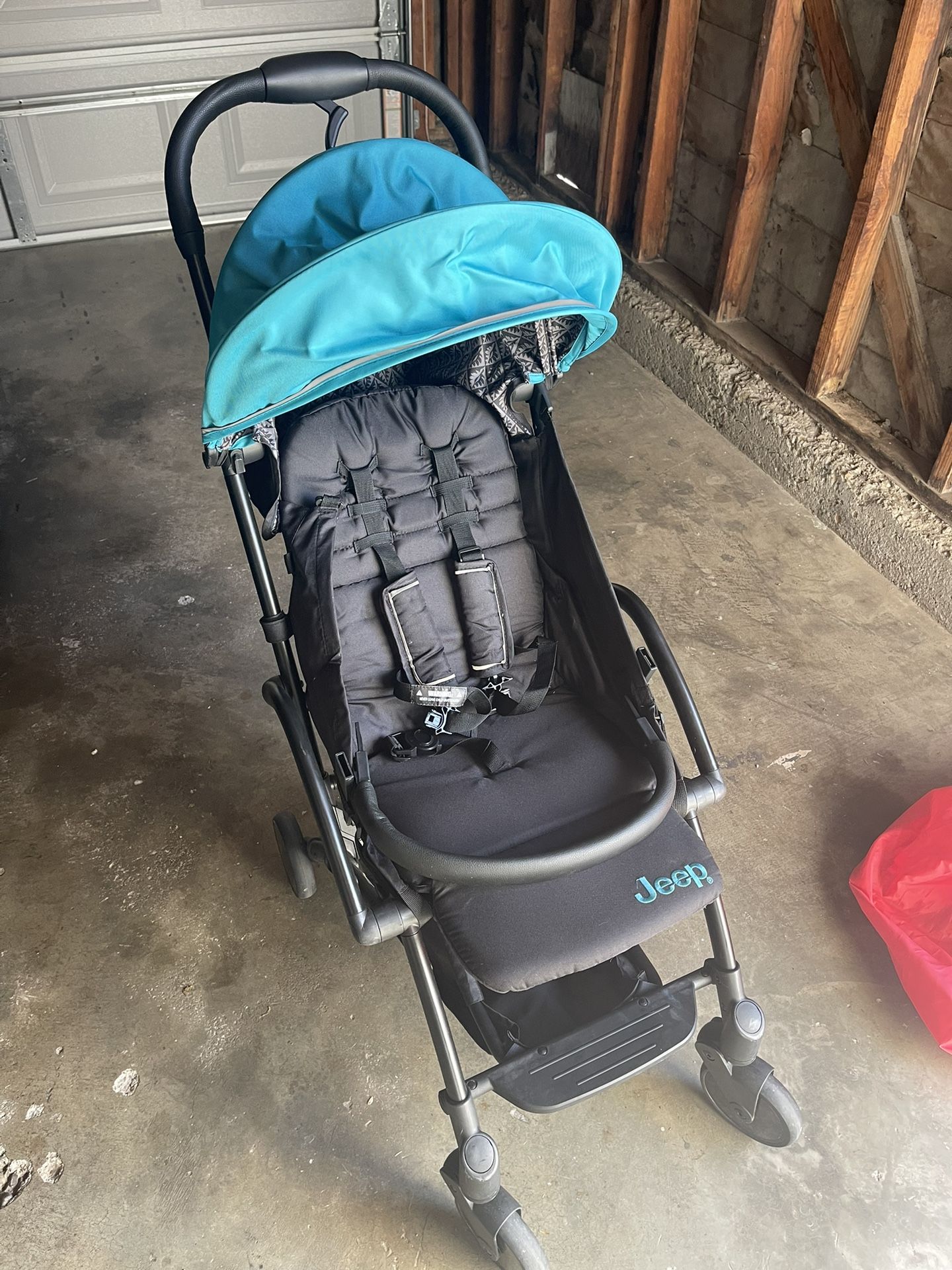 Jeep Breeze Stroller - Lightweight For Travel