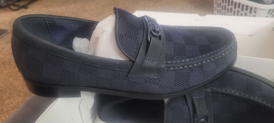 Almost dressing shoe's size 13