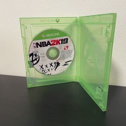 NBA 2K19 - Xbox One -Like New - Basketball Video Game