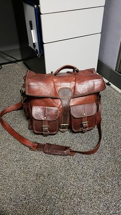 Leather messenger Bag