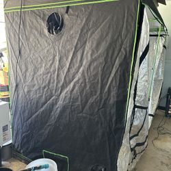 Grow Tents
