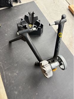 CycleOps Fluid Bike Trainer with Front Wheel Block + $100 rubber mat