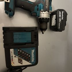 MAKITA XPH14 Hammer Drill, Charger and  5 Amp 18 V Battery 