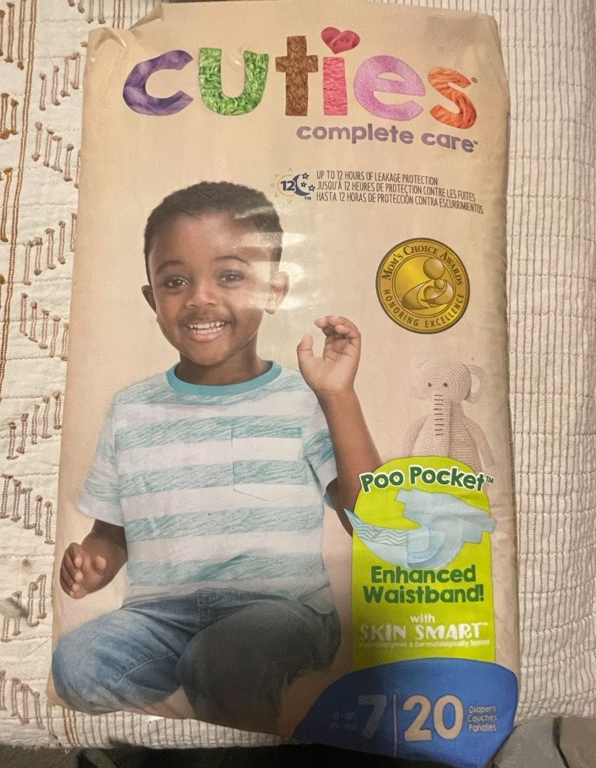 Diapers  Size 7