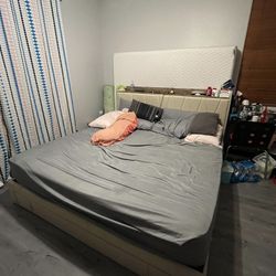 Upholster King Bed Frame With 12” Memory King Mattress