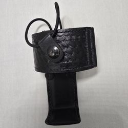 Aker 588u Radio Holder