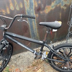 16 Mongoose Bike 