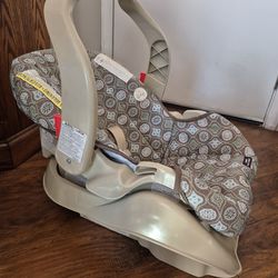 Baby Car Seat/ Asiento De Carro Para Bebe