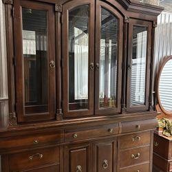 Broyhill Wooden China Cabinet