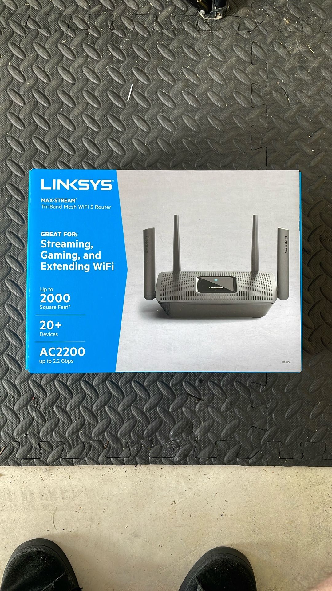 Linksys AC2200 WiFi Router 