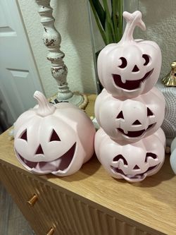 Pink Jack-O-Lantern Halloween Pumpkin Decor Set