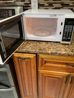3 months old white microwave