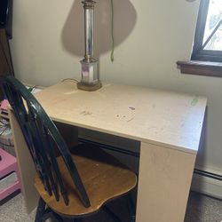 Kids Desk And Chair 