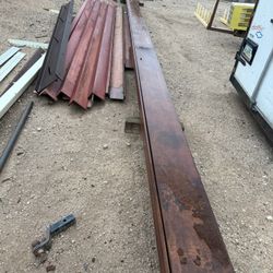 Purlins Angle Iron Red Steel I Beams