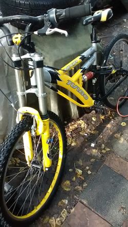 Turbo inixia ziranda madrigal bike for Sale in Houston TX OfferUp