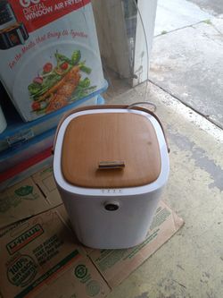 Large towel warmer....new