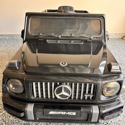 Kids - Licensed Mercedes-Benz AMG G63 Ride on Car with Remote Control 