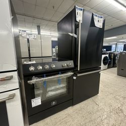 FORNO 31” BOTTOM FREEZER REFRIGERATOR/30” ELECTRIC RANGE SET‼️