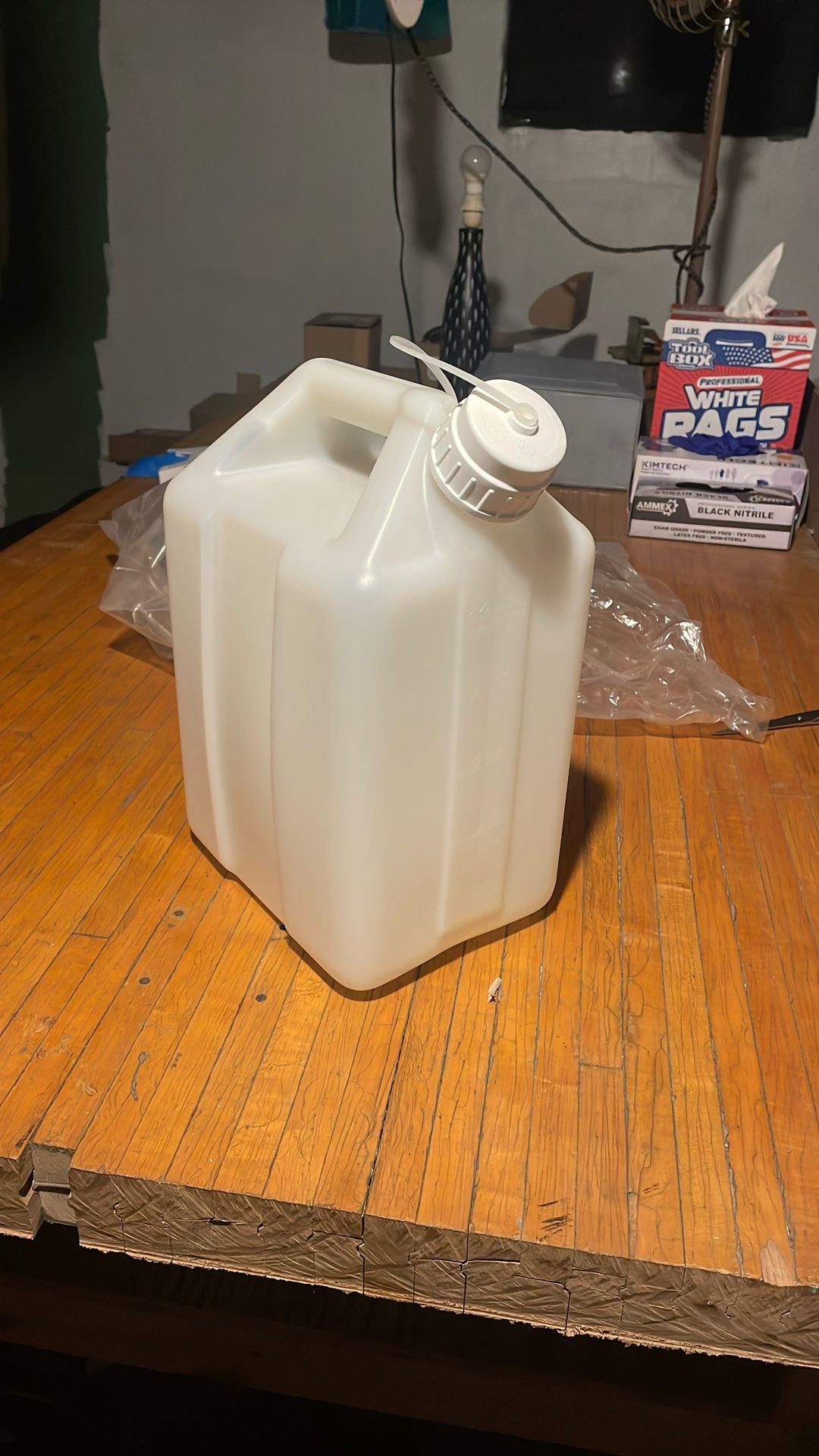 Heavy Duty Jug With Lid