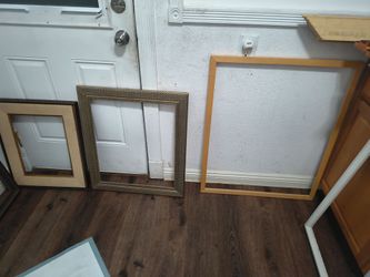 9 Art Frames