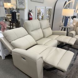 Dahlmoore Cream Power Reclining Sofa, Power Reclining Loveseat, Power Recliner Living Room Set👉 PLEASE ASK FOR JON GREEN WHEN YOU ARRIVE!