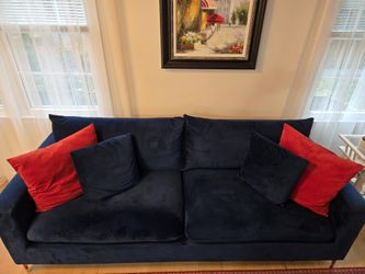 Meridian Furniture – Ritz / Naomi Collection Modern Navy Blue Velvet Sofa (3-Seater)