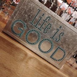 Life Is Good Decor 