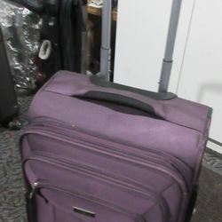 Samsonite Spinner 22in Carry On