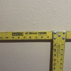 Empire 48 Inch Drywall T Square for Sale in Paramount, CA - OfferUp
