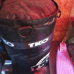100 Lb TKO Heavy Bag
