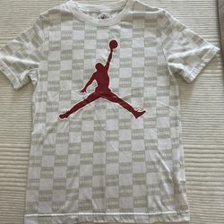 Jordan’s Shirt Size 10-12