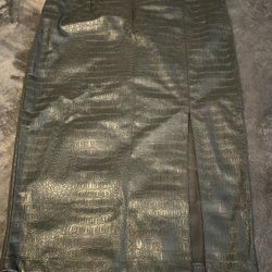 Black leather pencil skirt
